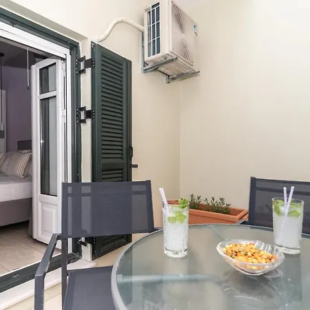 Antheon Apartament *